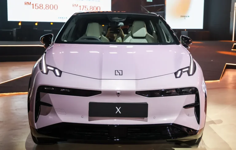 Đầu xe zeekr X